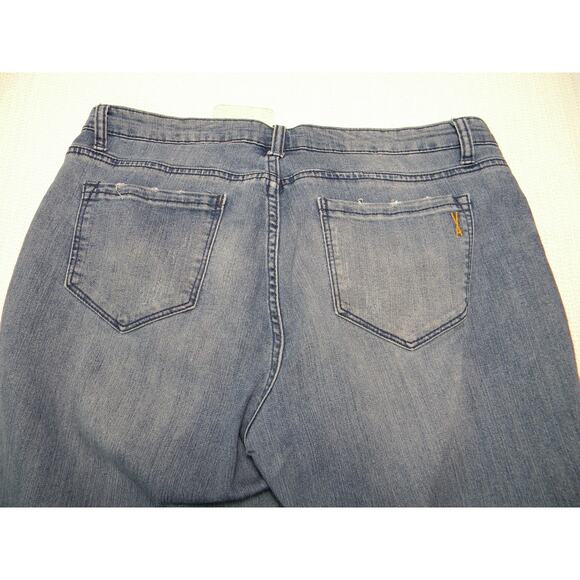 Vintage America Medium Wash Embroidered Boyfriend Jeans Red Floral Denim Size 10 - Picture 7 of 8